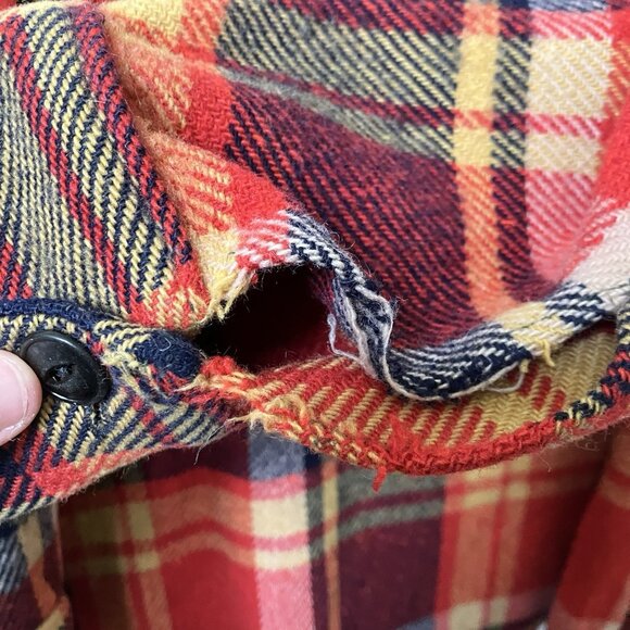 Vintage Sigal Shirt Red Plaid Wool Blend Lumberjack Camper Shacket - Picture 5 of 10